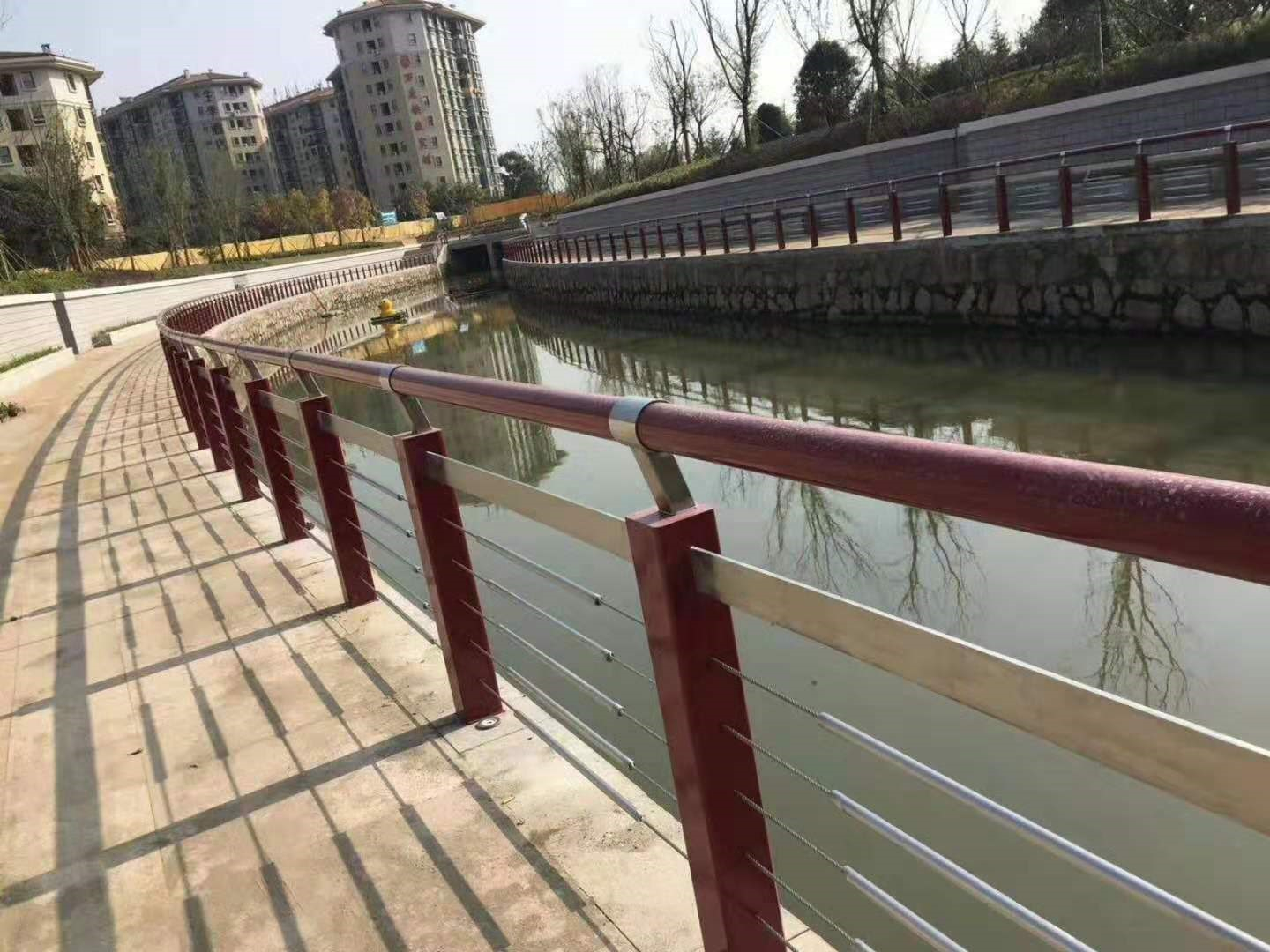 当前桥梁护栏​成交仍以刚需为主